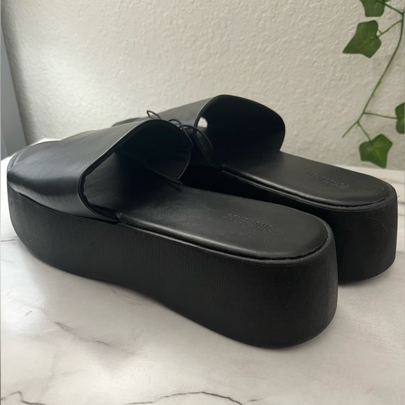 Forever 21 platform sandals - Picture 3 of 4